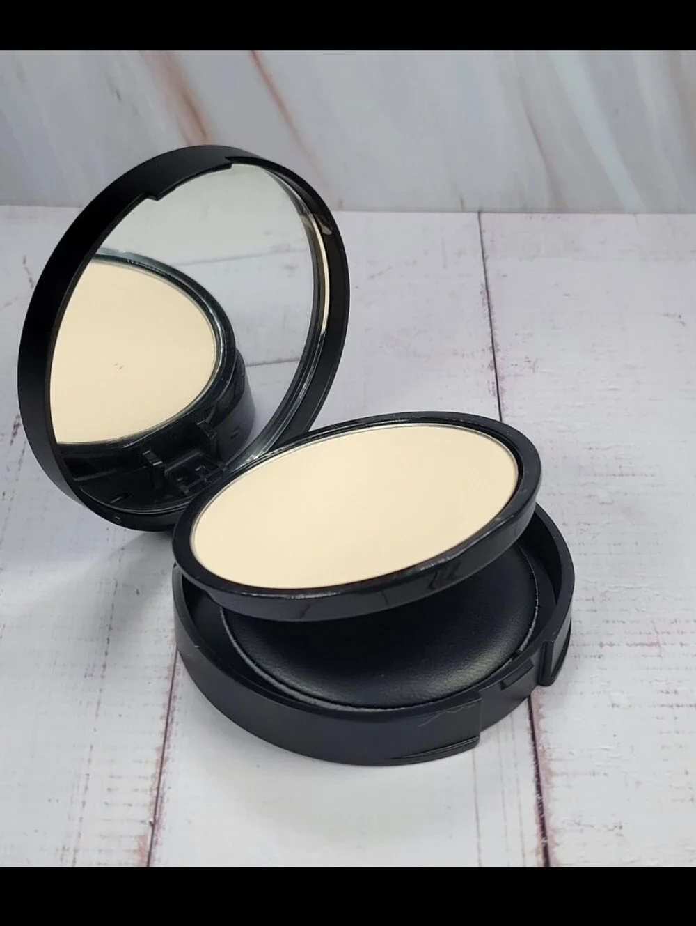 bareMinerals Original Mineral Veil Pressed Setting Powder NEW!